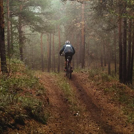 Le Burin Des Rosiers Apartamento